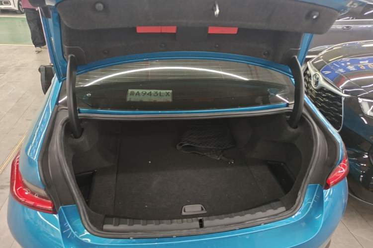 Used BMW i3 2022 eDrive 35 L Trunk