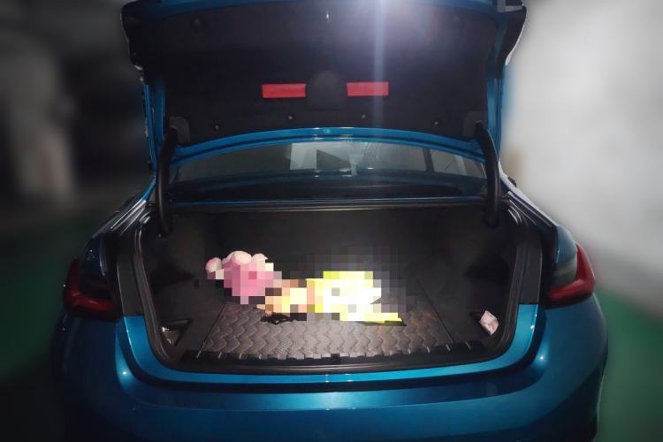 Used BMW i3 2022 eDrive 35 L Trunk