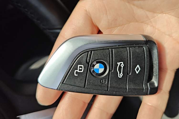 Used BMW i3 2022 eDrive 35 L Vehicle Key