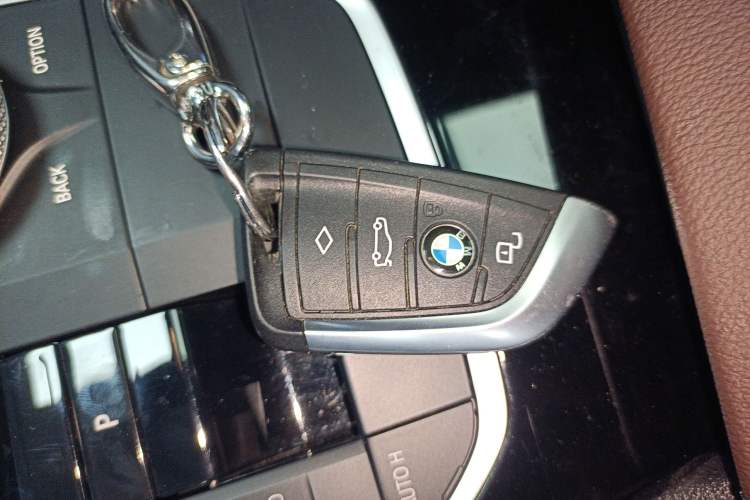 Used BMW i3 2022 eDrive 35 L Vehicle Key