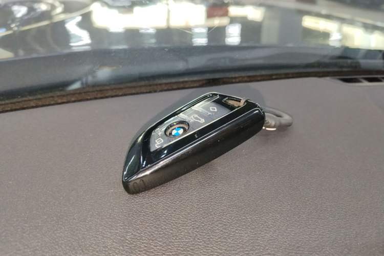 Used BMW i3 2022 eDrive 35 L Vehicle Key