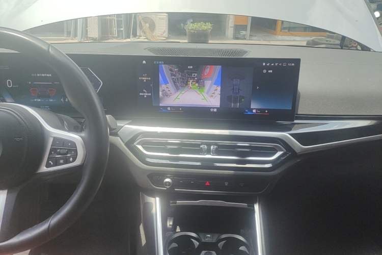 Used BMW i3 2022 eDrive 35 L Audio And AC Panel