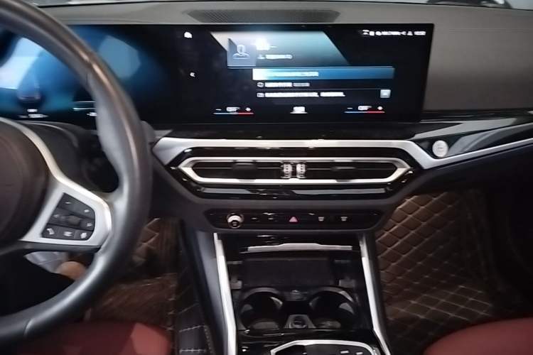 Used BMW i3 2022 eDrive 35 L Audio And AC Panel