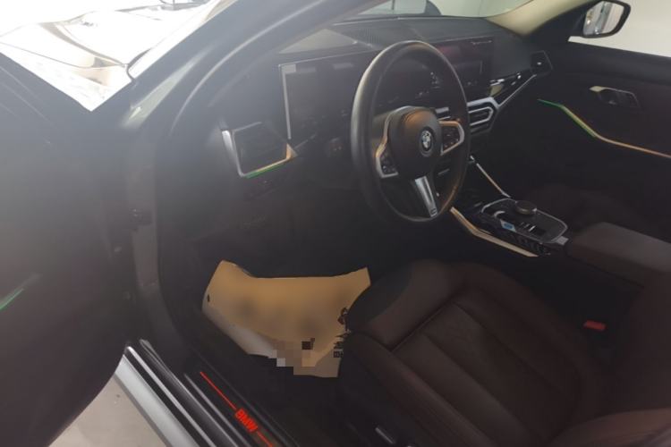 Used BMW i3 2022 eDrive 35 L Driver Seat
