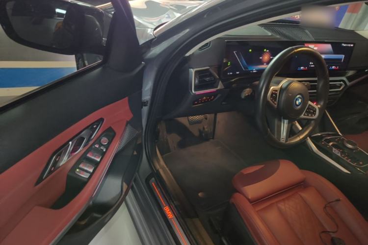 Used BMW i3 2022 eDrive 35 L Driver Seat
