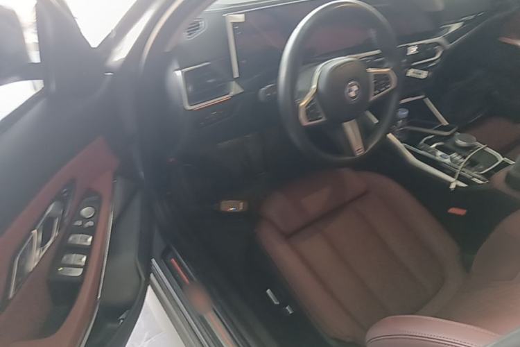 Used BMW i3 2022 eDrive 35 L Driver Seat