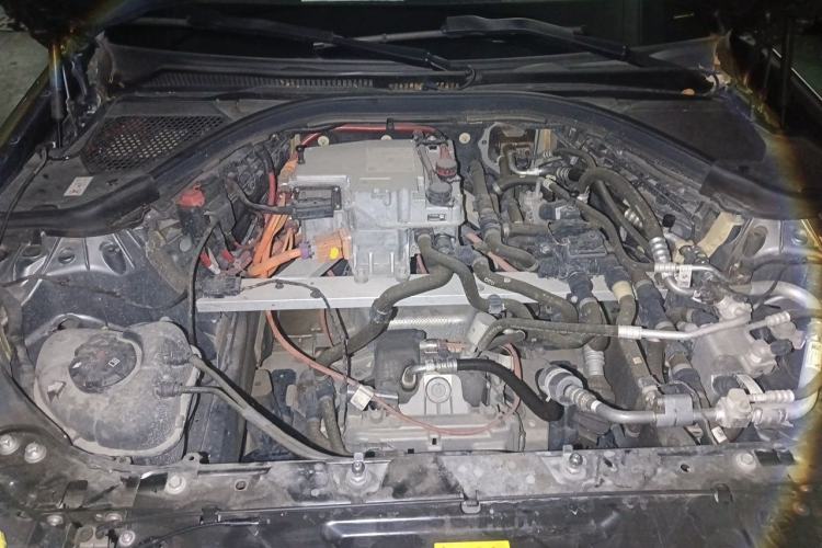 Used BMW i3 2022 eDrive 35 L Engine Bay