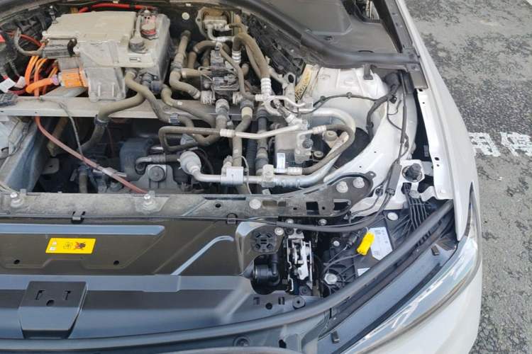 Used BMW i3 2022 eDrive 35 L Engine Bay Left