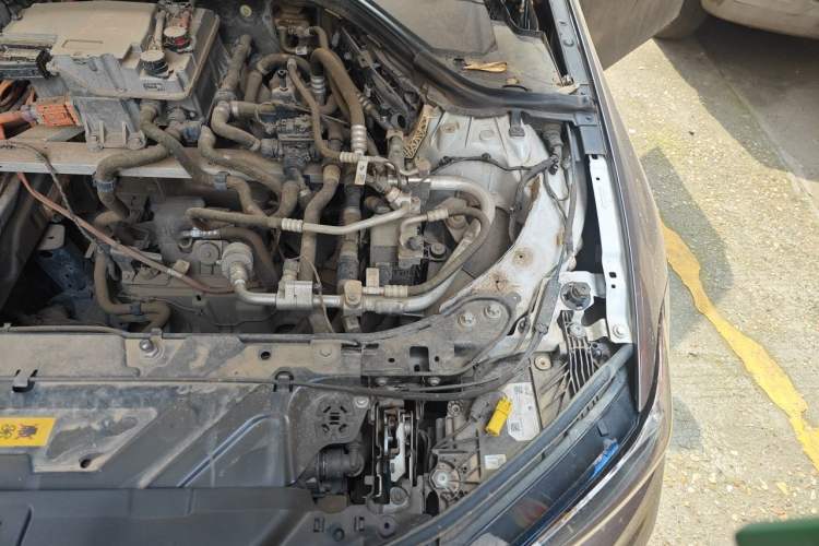 Used BMW i3 2022 eDrive 35 L Engine Bay Left