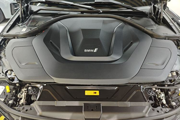 Used BMW i3 2022 eDrive 35 L Engine Bay
