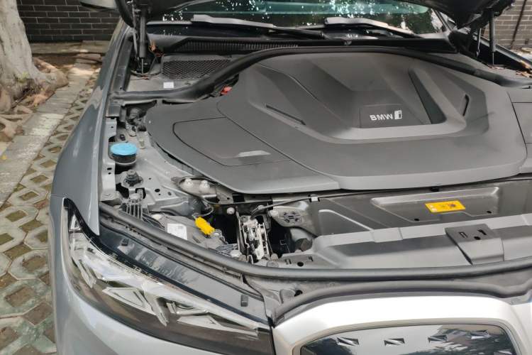 Used BMW i3 2022 eDrive 35 L Engine Bay Right