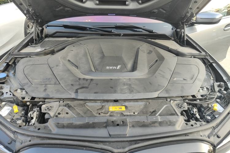 Used BMW i3 2022 eDrive 35 L Engine Bay