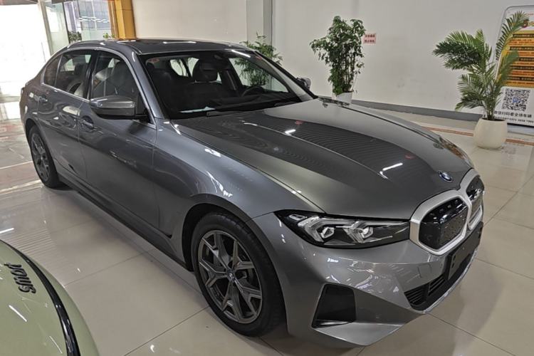 Used BMW i3 2022 eDrive 35 L Exterior 1