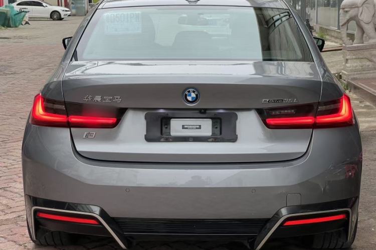 Used BMW i3 2022 eDrive 35 L Exterior 2