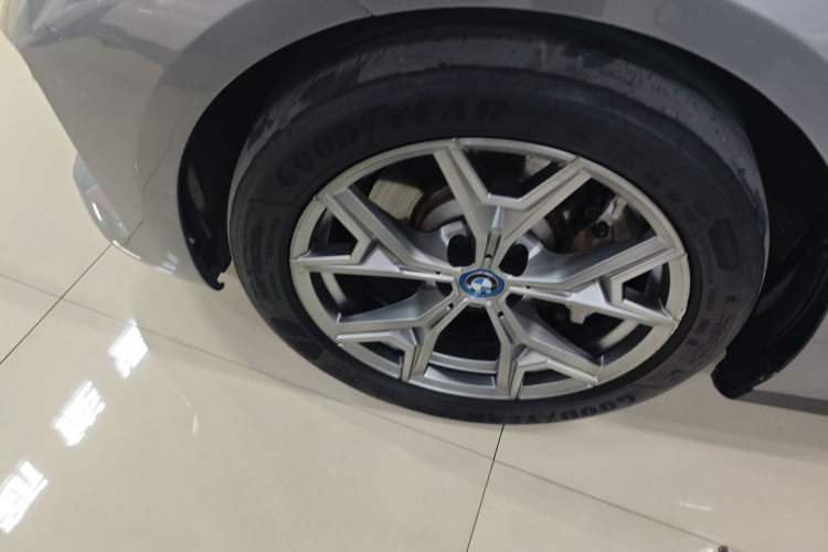 Used BMW i3 2022 eDrive 35 L Exterior 2