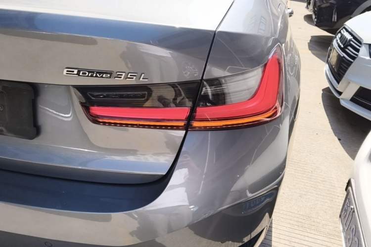 Used BMW i3 2022 eDrive 35 L Exterior 3