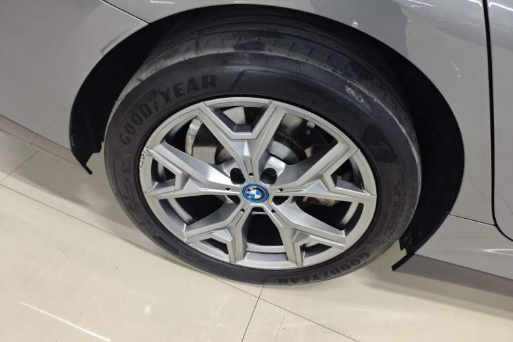 Used BMW i3 2022 eDrive 35 L Exterior 3