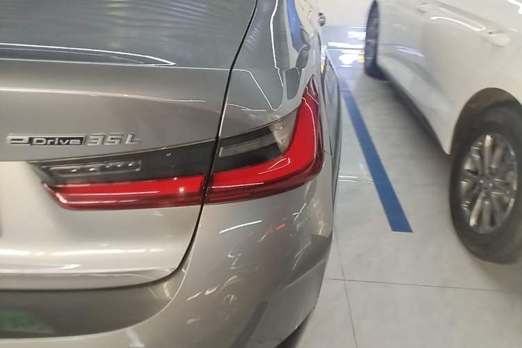 Used BMW i3 2022 eDrive 35 L Exterior 3