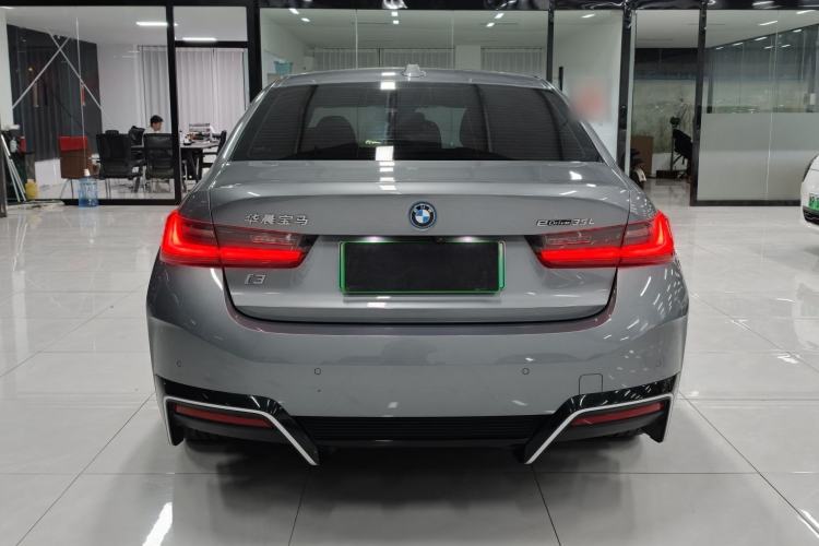 Used BMW i3 2022 eDrive 35 L Exterior 4