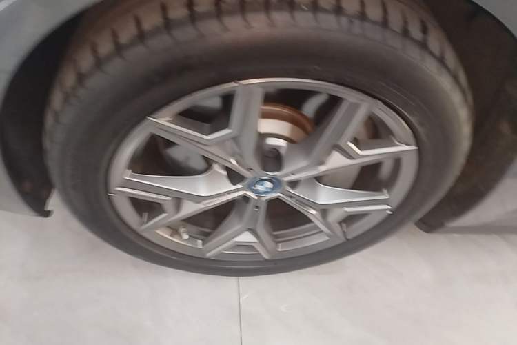 Used BMW i3 2022 eDrive 35 L Exterior 4
