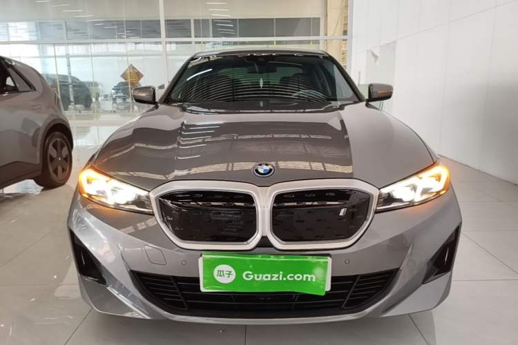 Used BMW i3 2022 eDrive 35 L Front