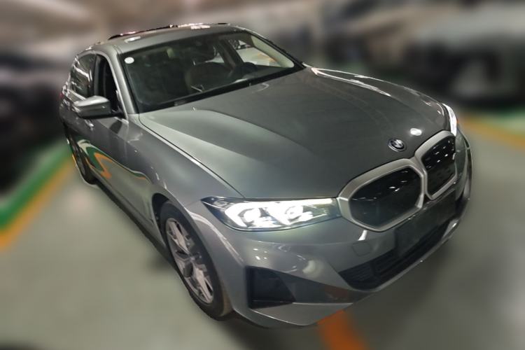 Used BMW i3 2022 eDrive 35 L Front Right 45 Deg