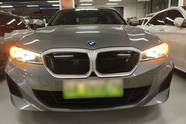 Used BMW i3 2022 eDrive 35 L Front