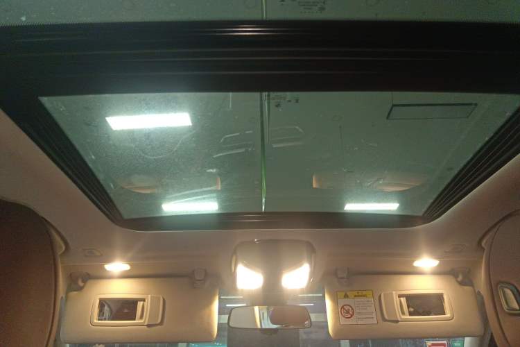 Used BMW i3 2022 eDrive 35 L Headliner