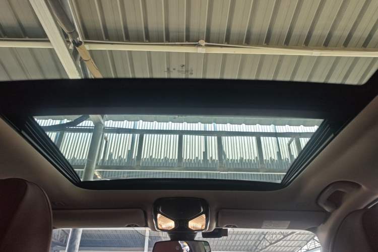 Used BMW i3 2022 eDrive 35 L Headliner
