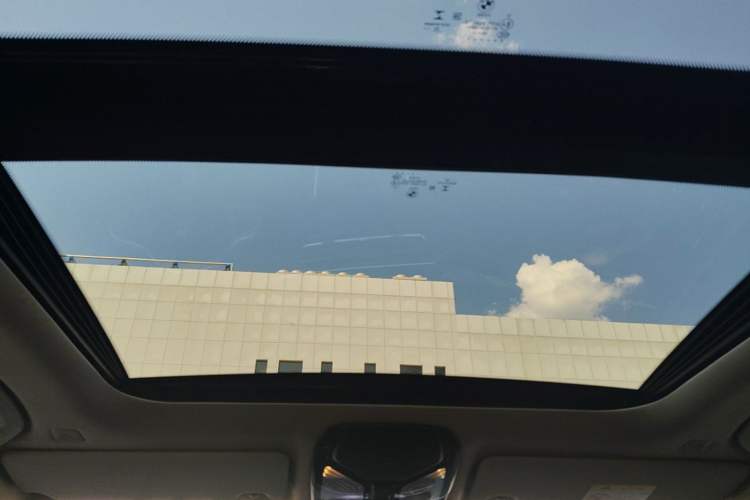 Used BMW i3 2022 eDrive 35 L Headliner