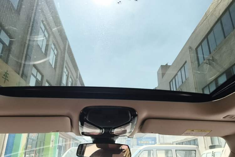 Used BMW i3 2022 eDrive 35 L Headliner