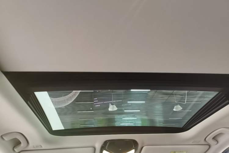 Used BMW i3 2022 eDrive 35 L Headliner