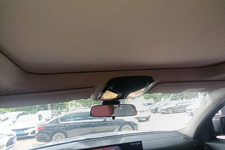 Used BMW i3 2022 eDrive 35 L Headliner