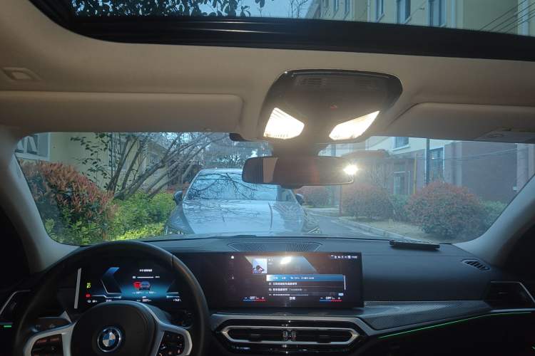 Used BMW i3 2022 eDrive 35 L Headliner