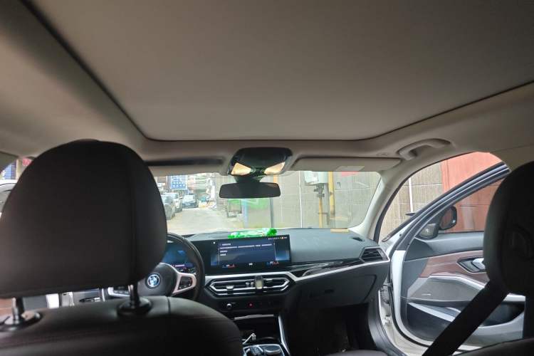 Used BMW i3 2022 eDrive 35 L Headliner