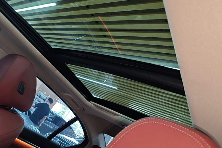 Used BMW i3 2022 eDrive 35 L Headliner