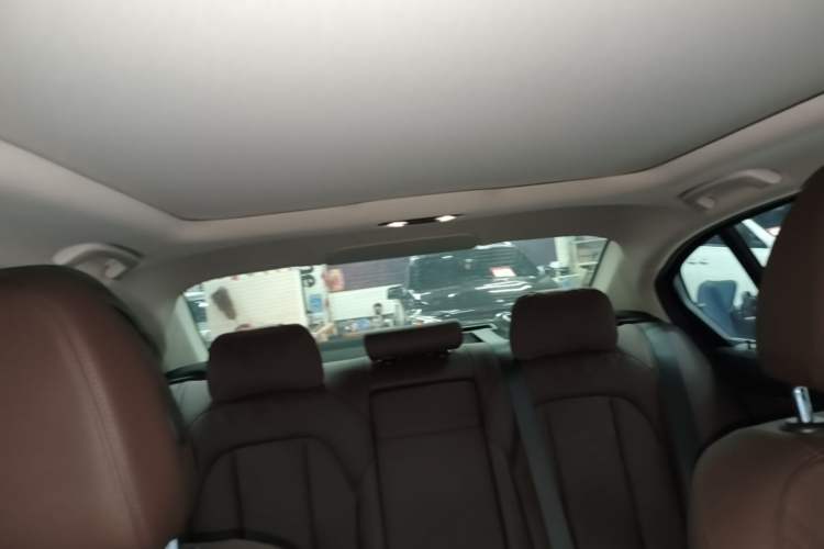 Used BMW i3 2022 eDrive 35 L Headliner