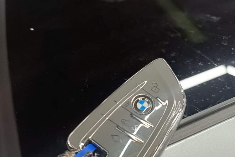 Used BMW i3 2022 eDrive 35 L Interior 1