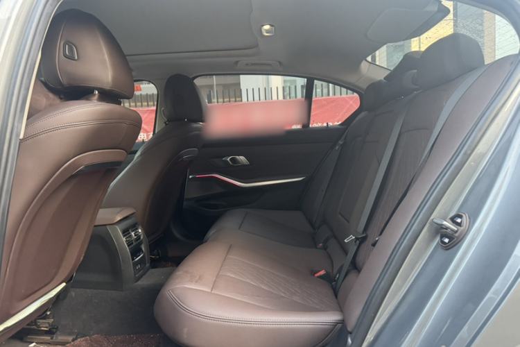 Used BMW i3 2022 eDrive 35 L Interior 2