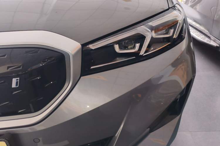 Used BMW i3 2022 eDrive 35 L Left Front Headlight