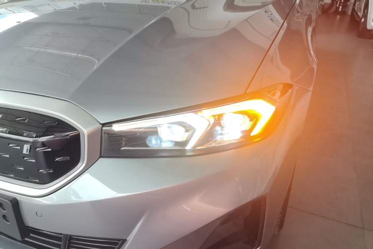 Used BMW i3 2022 eDrive 35 L Left Front Headlight