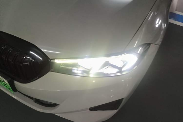 Used BMW i3 2022 eDrive 35 L Left Front Headlight