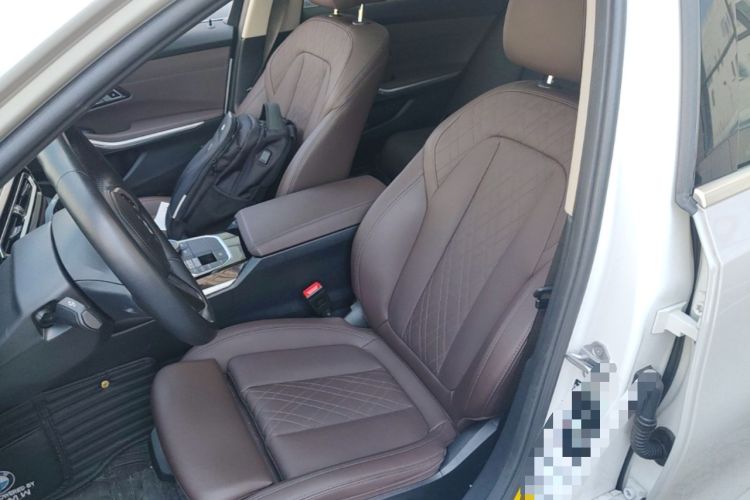 Used BMW i3 2022 eDrive 35 L Left Front Seat