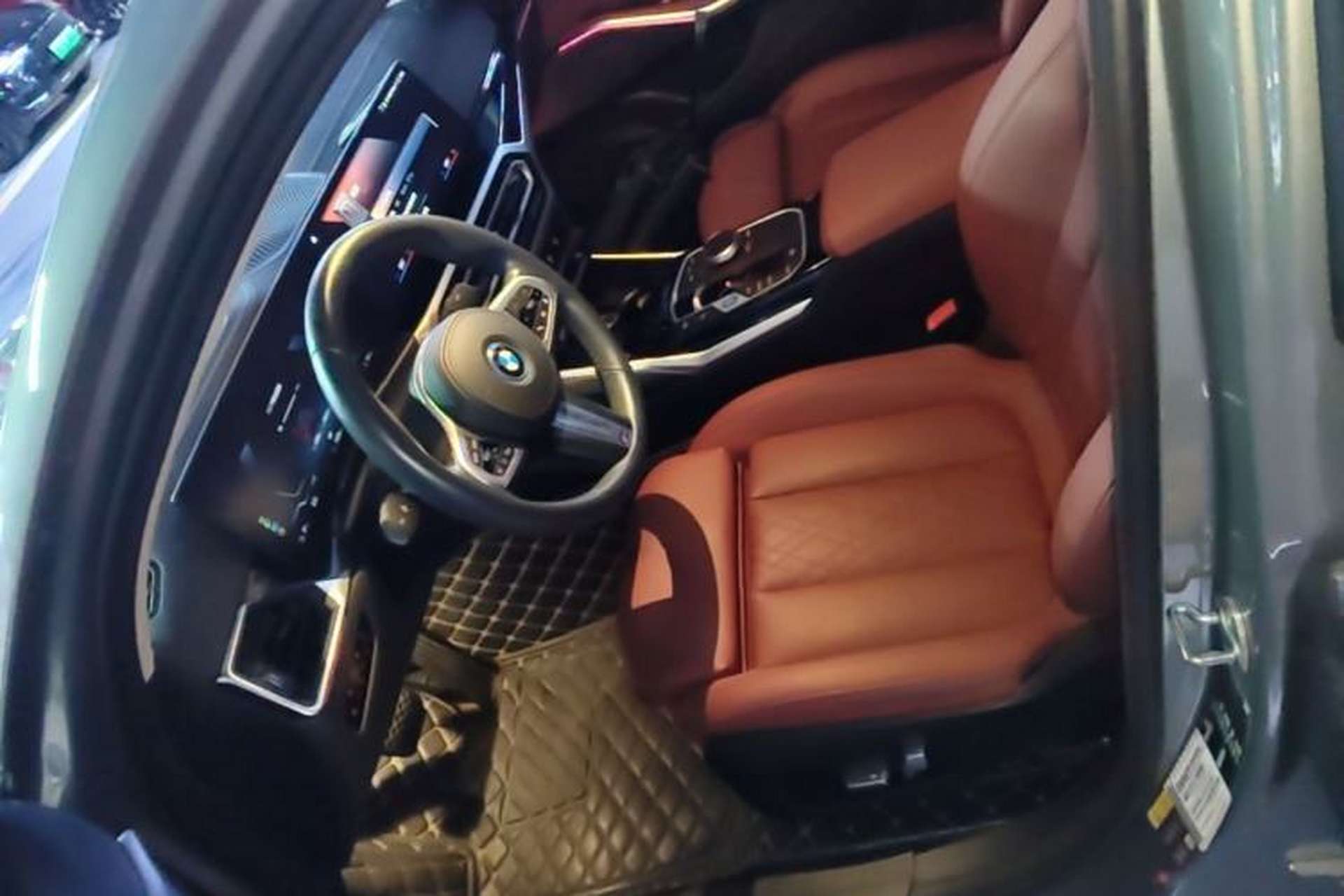 Used BMW i3 2022 eDrive 35 L Left Front Seat