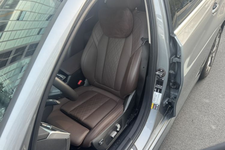 Used BMW i3 2022 eDrive 35 L Left Front Seat