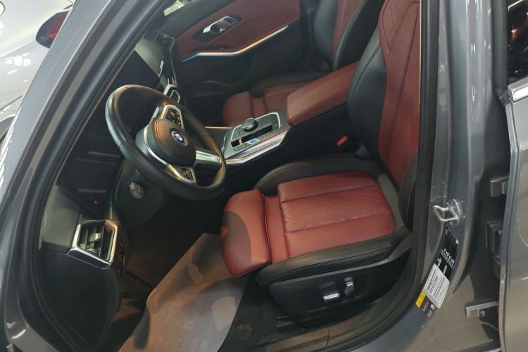 Used BMW i3 2022 eDrive 35 L Left Front Seat
