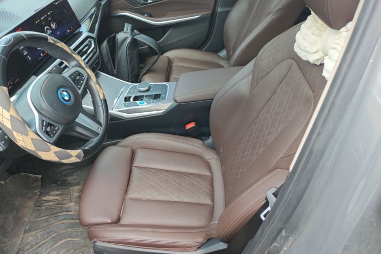 Used BMW i3 2022 eDrive 35 L Left Front Seat