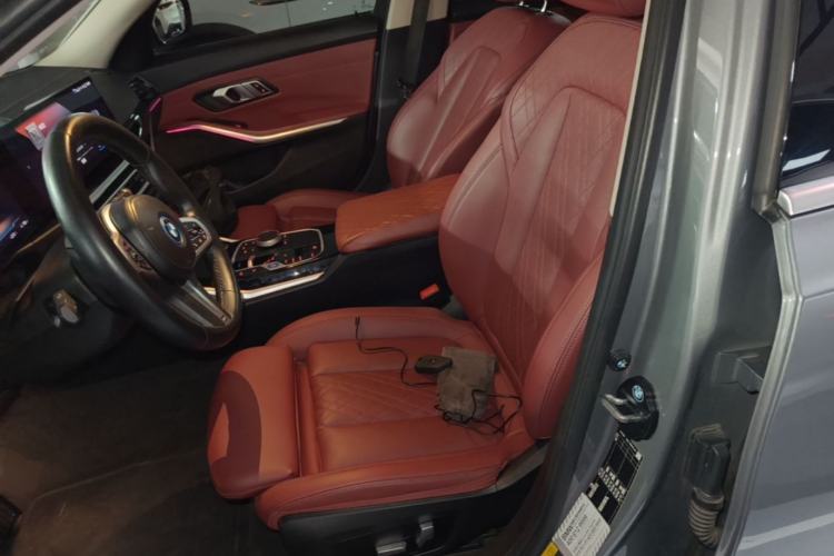 Used BMW i3 2022 eDrive 35 L Left Front Seat