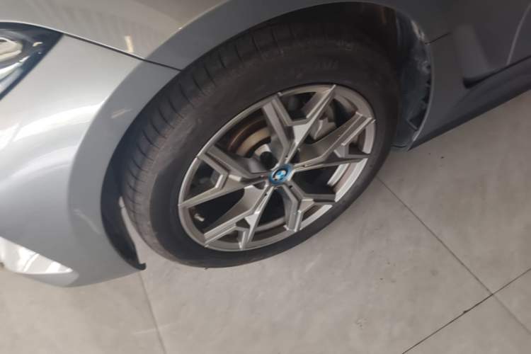 Used BMW i3 2022 eDrive 35 L Left Front Wheel Hub