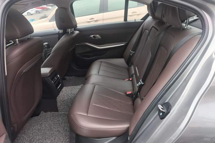 Used BMW i3 2022 eDrive 35 L Left Rear Seat